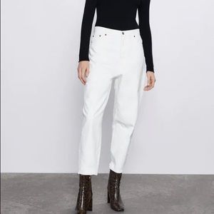 Zara white Balloon Jeans Petite